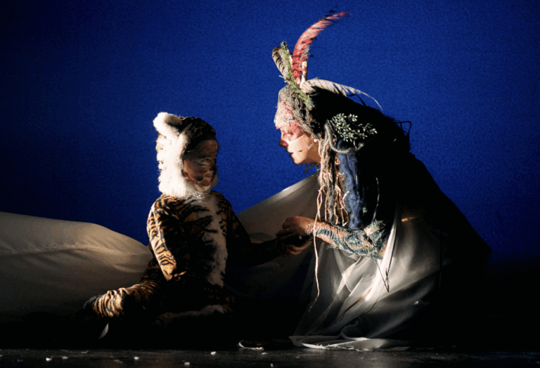 Lunidea-Spectacle-Tinka